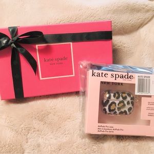 Kate Spade AirPods Pro case